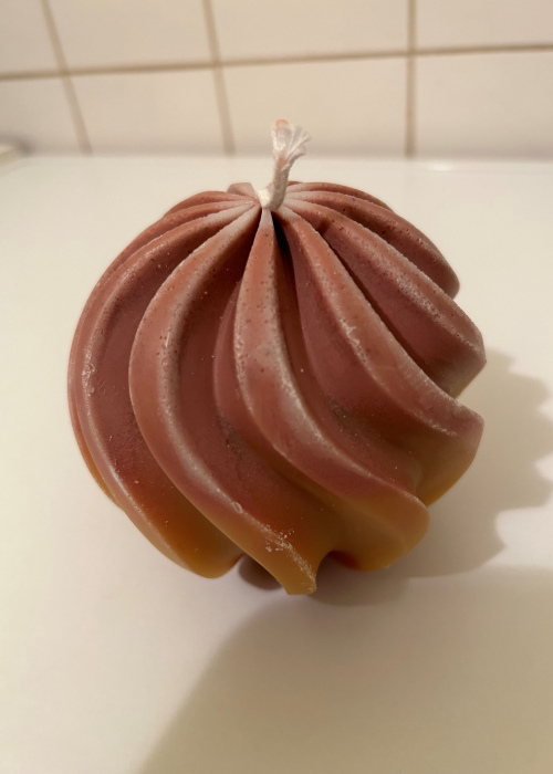 Kerze braune Kugel